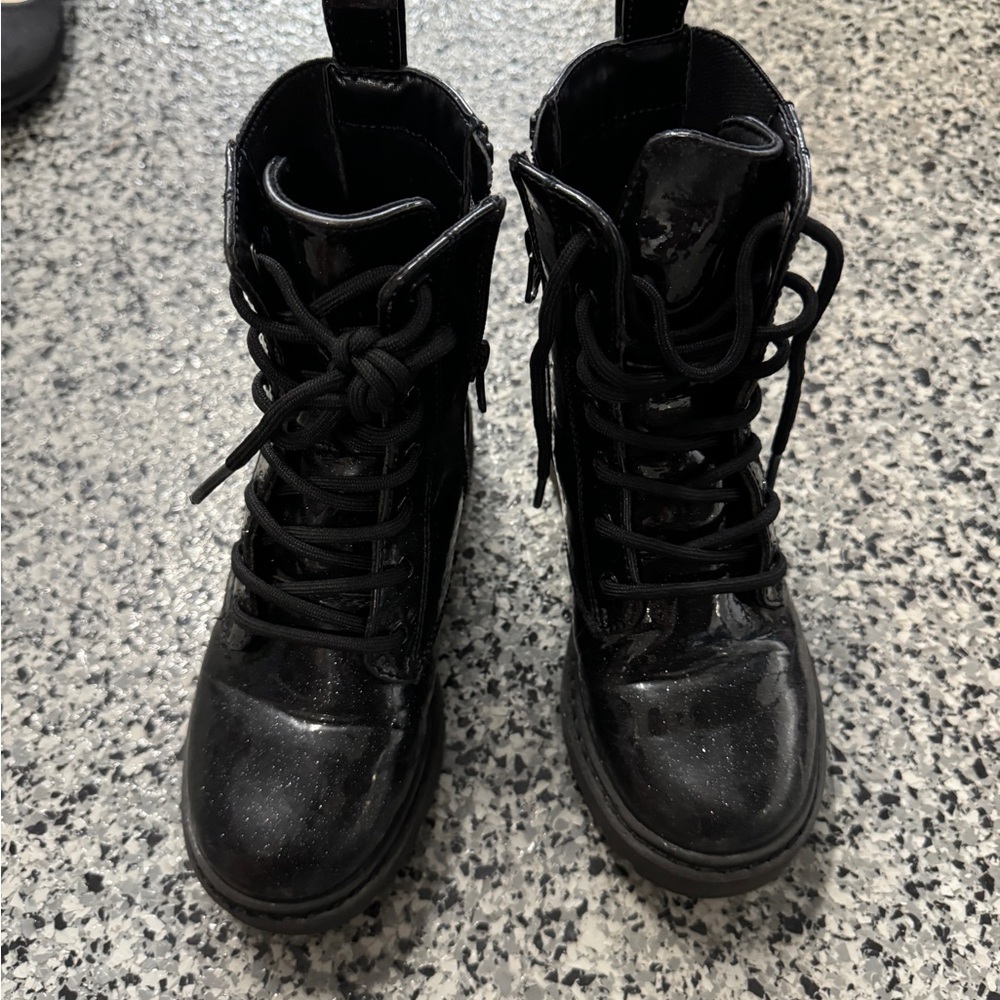 Cat & Jack - Combat Boots - VGUC - size 13 kids